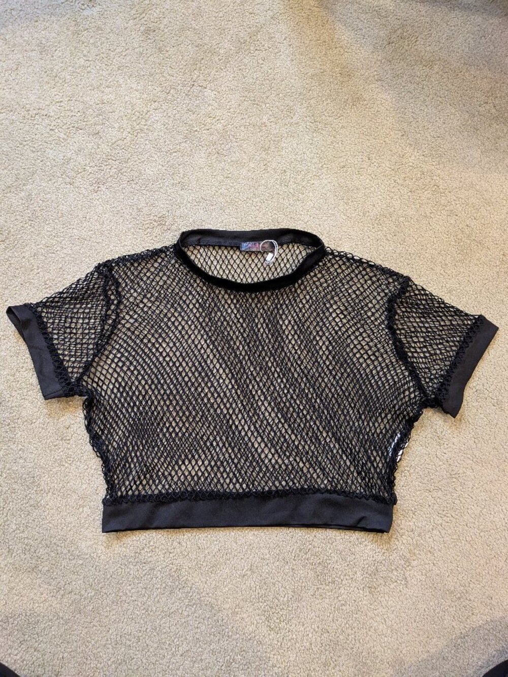 Avid Love fishnet crop t shirt